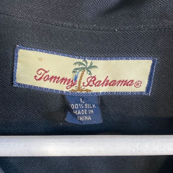 Tommy Bahama Silk Black Button Down Camp Hawaiian Shirt Size L D - Picture 5 of 9